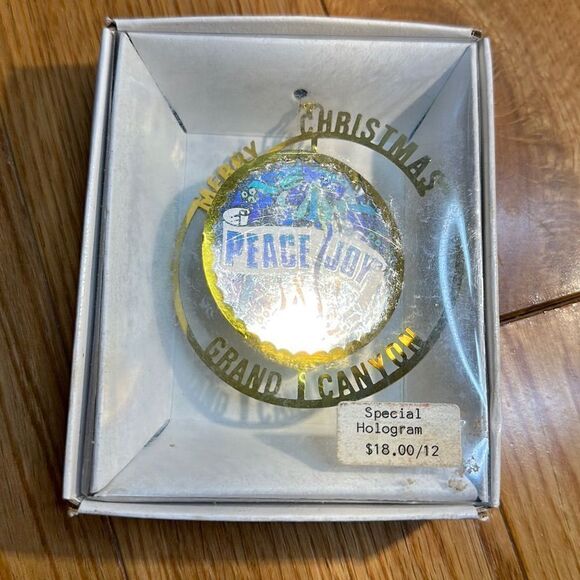 Vtg Laser Cut Gold Brass peace joy Holographic NIB - Picture 3 of 6